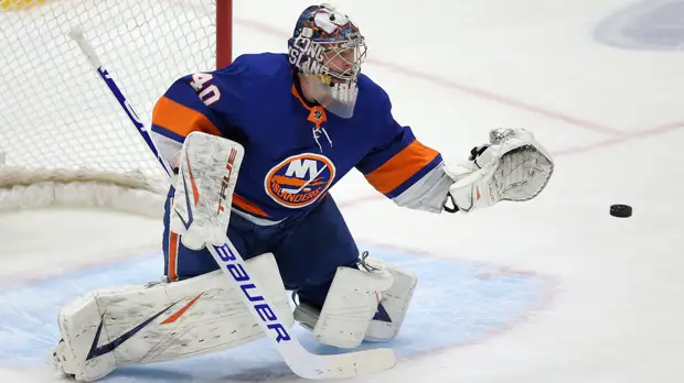 34 сейва Варламова помогли «Айлендерс» разгромить «Бостон» в матче НХЛ