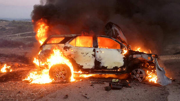 1173 автомобиля сожгли в новогоднюю ночь во Франции