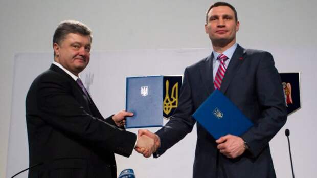 Кличко - президент, Порошенко - премьер. Грозит ли Зеленскому госпереворот после выборов в США