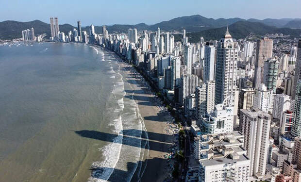 Балнеариу-Камбориу: город миллионеров в Бразилии, который называют бразильским Дубаи