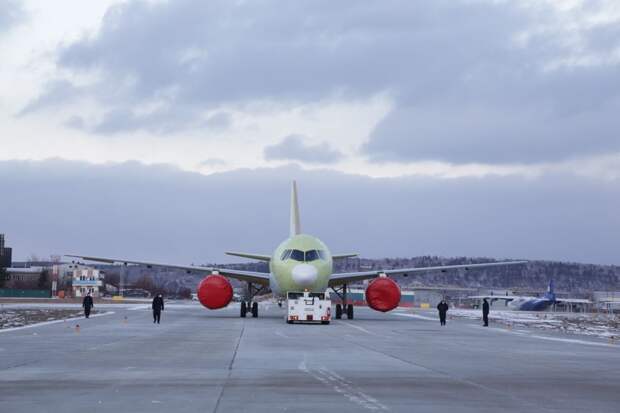 Иркутский авиазавод достроил самолет МС-21, который оснастят отечественным двигателем
