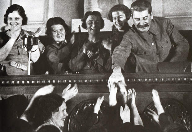 sovietwoman11 sovietwoman11 Советская женщина в фотографиях