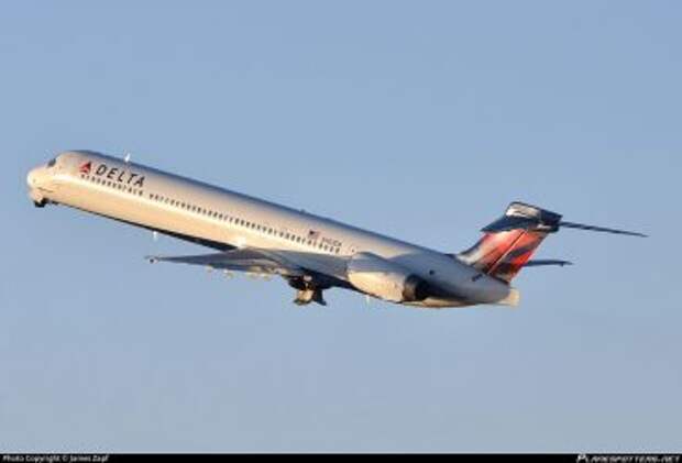 McDonnell Douglas MD-90-30 Delta Air Lines n903da MSP