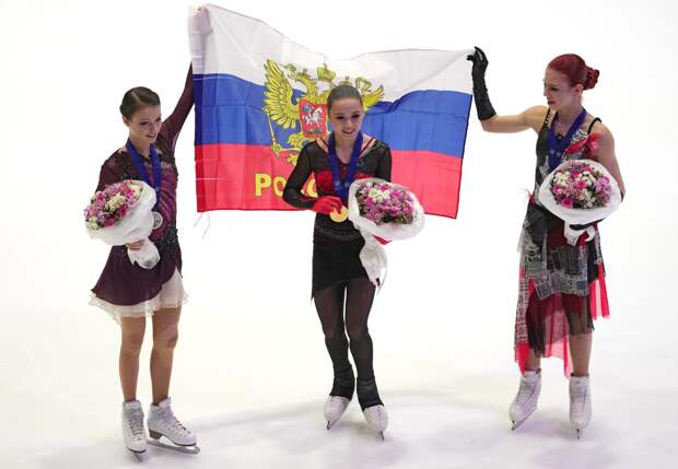 Российские фигуристы выиграли все золото предолимпийского ЧЕ