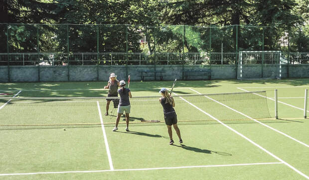 От первых матчей Николая II до игр Гагарина: теннис в истории Крыма