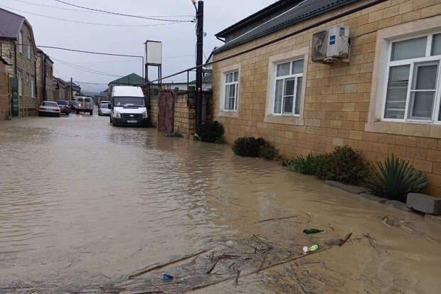 РЖД: движение поездов в Дагестане изменено из-за последствий стихии