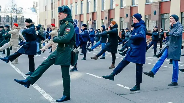 Юнармейцы Петербурга готовятся к Параду Победы