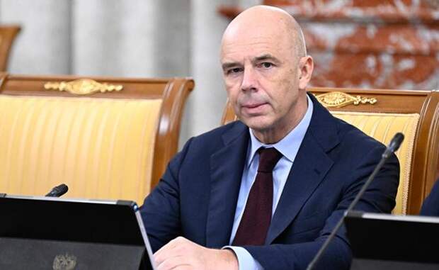 Опасные ставки Силуанова: Минфин зачем-то предлагает всей стране сыграть в русскую рулетку ﻿