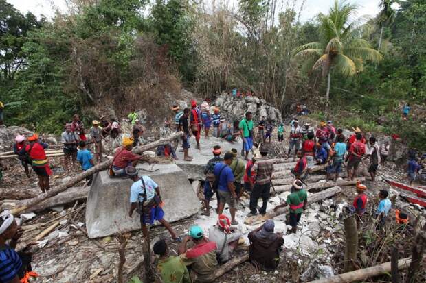 Подробнее про этот процесс: https://funeralportal.ru/library/1182/152489.html