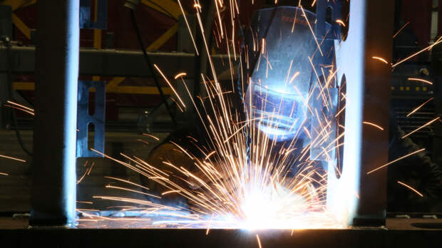 Дефицит кадров: какие профессии наиболее востребованы в РФ в 2026 году