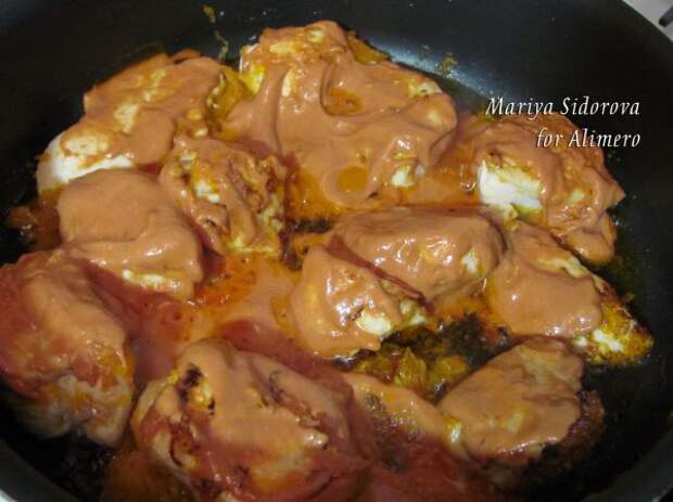 Куриное филе под томатно-сметанным соусом рецепт Куриное филе под томатно-сметанным соусом рецепт