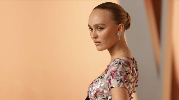 С золотой ложкой во рту: названы самые богатые дети звезд