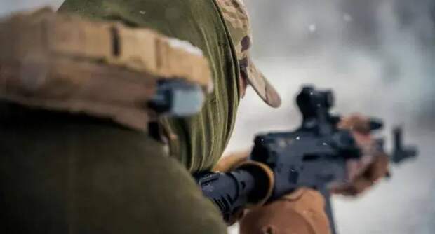 Герой России Палазник поделился подробностями восьмичасового снайперского боя на колокольне