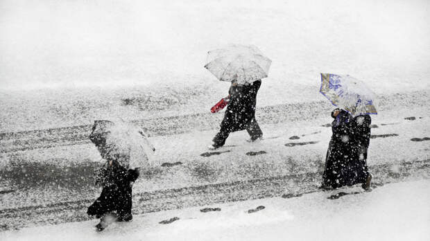 Юрист Костин: нельзя наказать сотрудника из-за опоздания в связи с сильным снегопадом