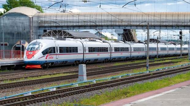 "Сапсаны" удлинили из-за резкого роста пассажиропотока