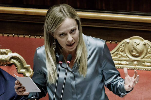 Reuters: Мелони отправилась с ранее неанонсированным визитом в Саудовскую Аравию