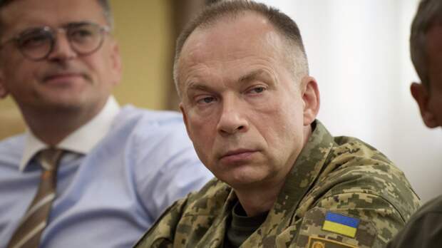 SHOT: Сырский отправил отца в подмосковную клинику на Новый год