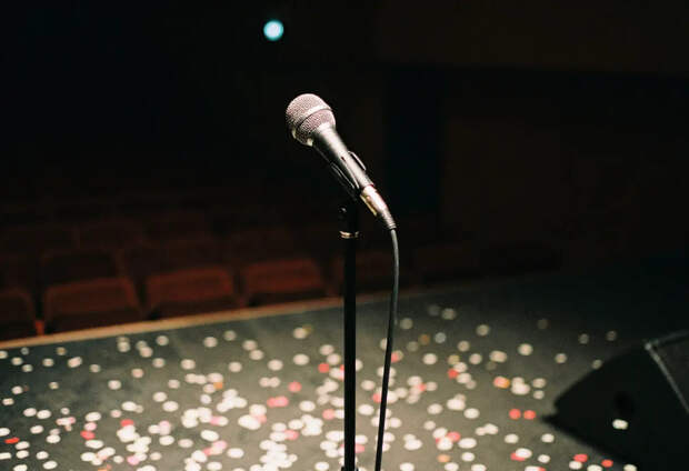 Буланова — о танцорах: "Бросили в разгар тура"