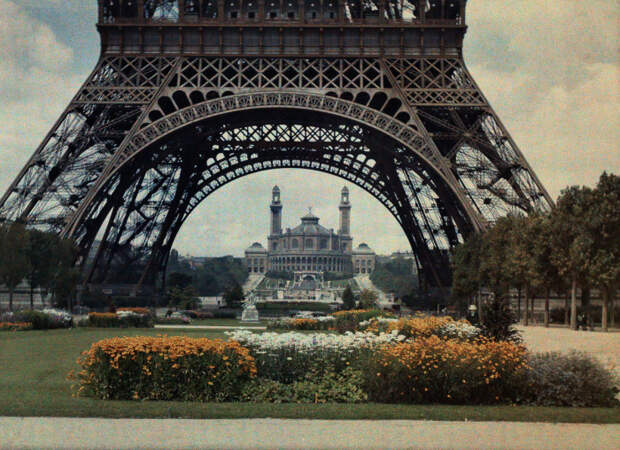 Самая узнаваемая архитектурная достопримечательность в Париже.