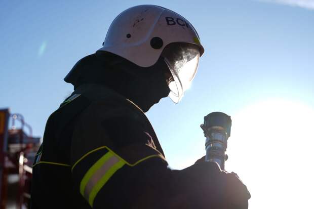 Спасатели ликвидировали пожар в центре профподготовки МВД в Сыктывкаре