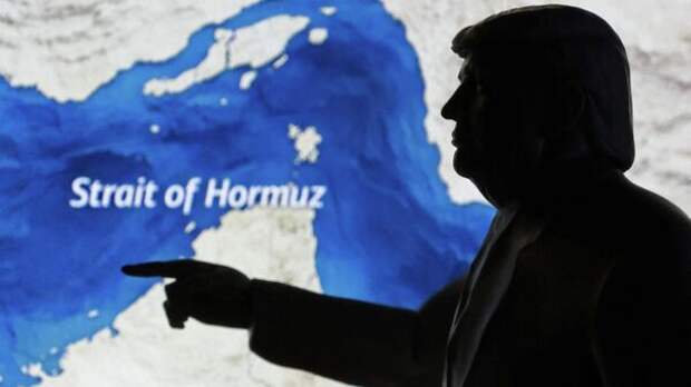 Трамп пытается выбить у Ирана главное оружие: Серенко о многоходовке США в Ормузском проливе