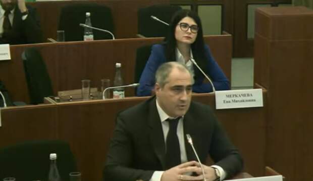 Россияне готовы защищать других от мигрантов, но боятся попасть под следствие. Горгадзе всё правильно сказал Путину.