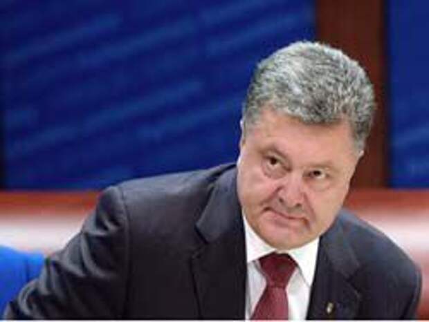 Порошенко: подконтрольная боевикам территория уменьшилась вдвое Порошенко: подконтрольная боевикам территория уменьшилась вдвое