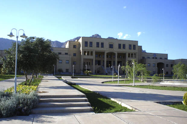 Fars: вуз в Исфахане получил повреждения в результате атаки США и Израиля