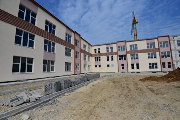 В Севастополе строится современная трехэтажная школа