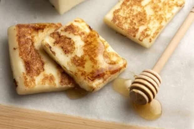 Поджарить или сварить. 7 простых способов приготовить творог на завтрак