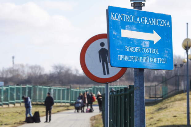 В Польше призвали разработать план закрытия границы с Украиной