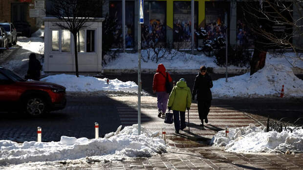 Политолог Никсон: Зеленскому безразлична судьба украинцев