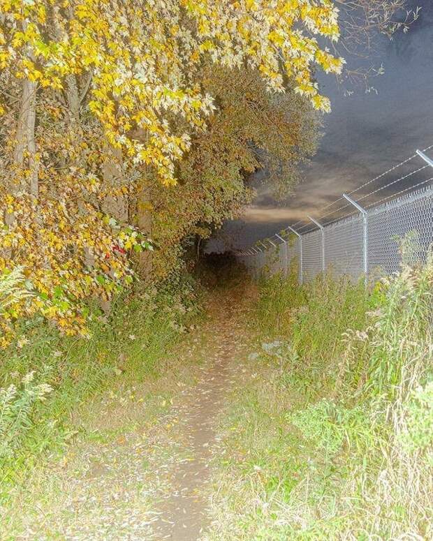 Лиминальные пространства, которые вызывают у человека тревогу и страх