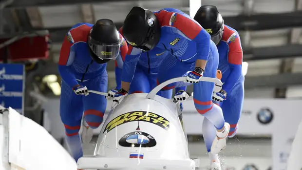 Экипаж Стульнева завоевал серебро этапа КЕ по бобслею в Инсбруке