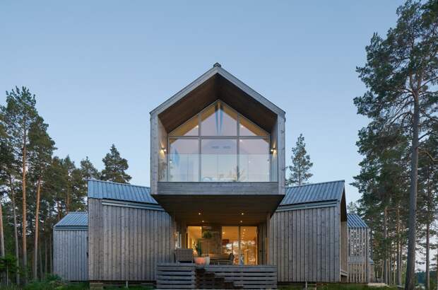 Лесной семейный дом на берегу озера в Швеции