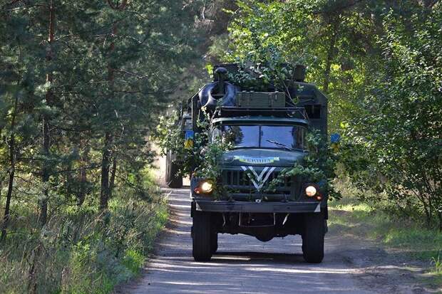 Старые КрАЗы, "шишиги" и ЗиЛы составили основу автопарка ВСУ