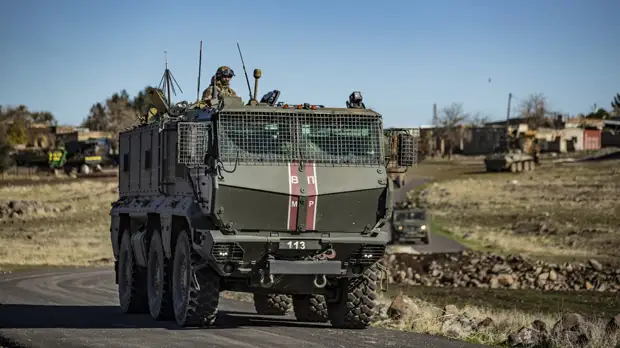 В Сирии перед колонной российской военной полиции взорвалось СВУ