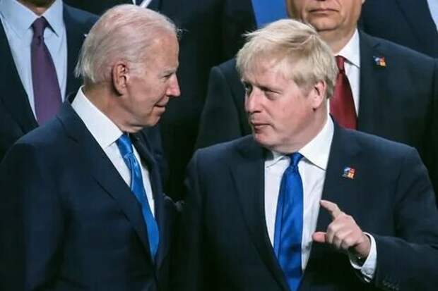 Из открытых источников в интернете. Президент США Джо Байден и тогда премьер -министр Великобритании Борис Джонсон.
