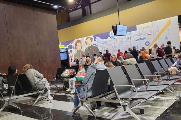 В трех аэропортах ввели ограничения из-за беспилотников