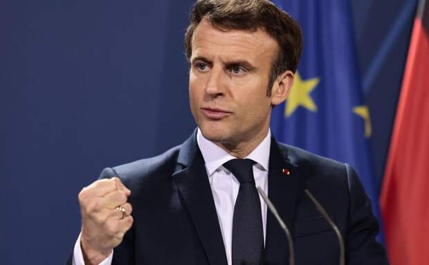 Политический трепет: Макрон сталкивается с поражением, Франция готовится к досрочным выборам