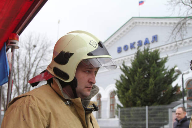 В Севастополе на железнодорожном вокзале тушили пожар
