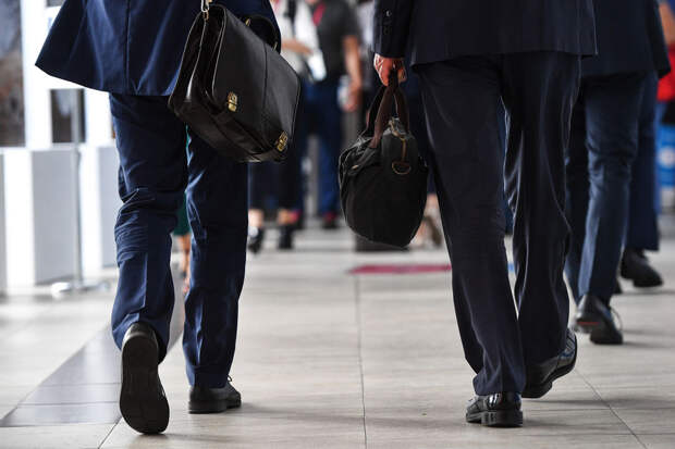 Financial Times: А7 обрабатывает 19% внешнеторговых операций компаний России