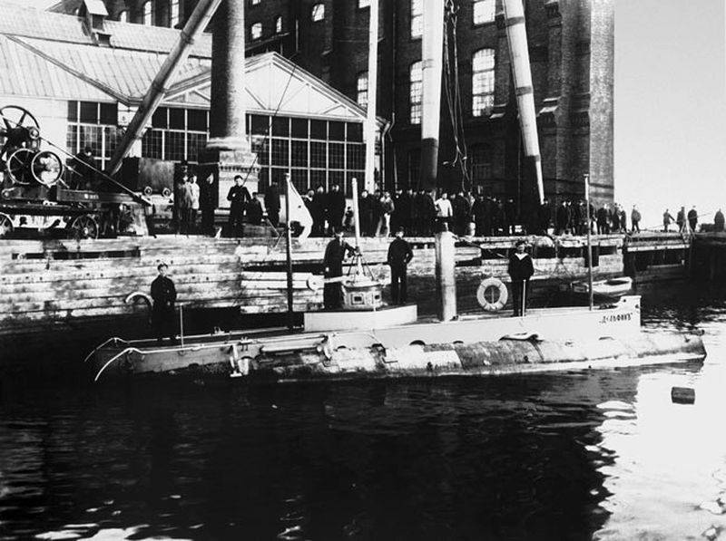 19 марта Россия отмечает День моряка-подводника