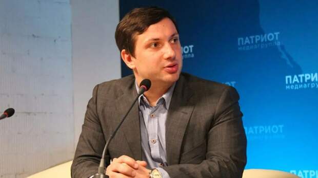 Глава «Патриота» проехал памятники героям Тульской области в рамках «Дороги Памяти»