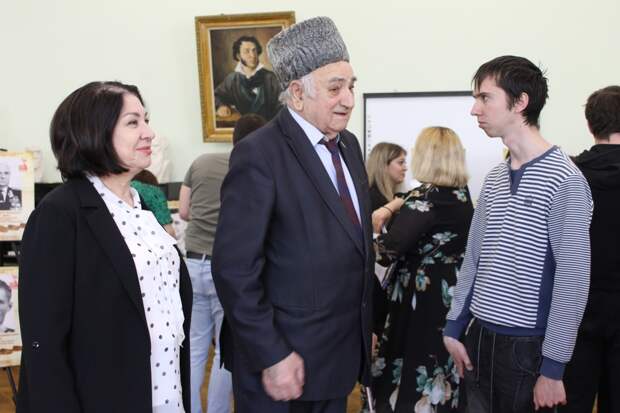 В Национальной библиотеке Республики Адыгея прошла презентация планшетной выставки «Мы вам завещали жить…»