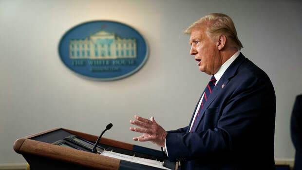 Президент Дональд Трамп во время пресс-конференции в Белом доме в Вашингтоне Президент Дональд Трамп во время пресс-конференции в Белом доме в Вашингтоне - РИА Новости, 1920, 05.09.2020
