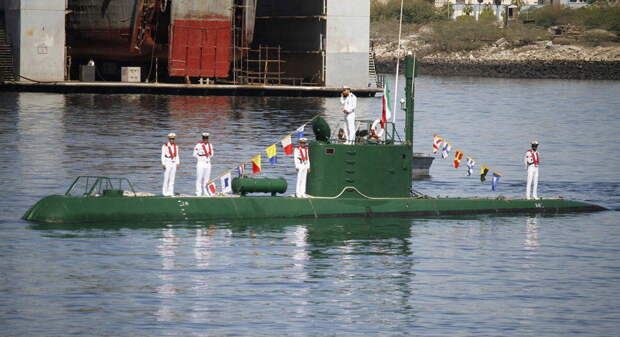 мини-субмарина с полезной нагрузкой ВМС Ирана