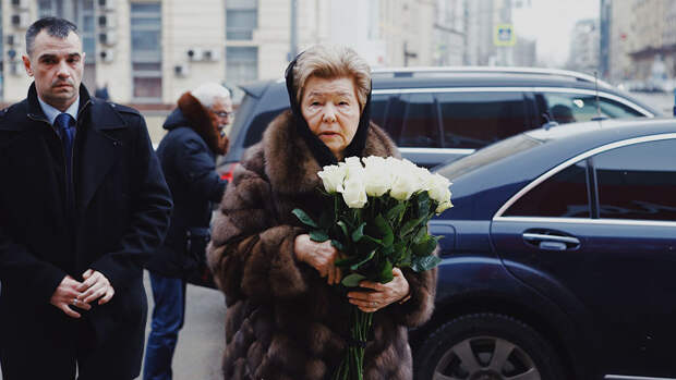 Песков сообщил о звонке Путина вдове Ельцина