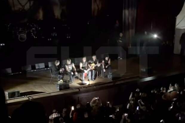 Кипелов продолжил концерт в Белгороде, несмотря на блэкаут после атаки