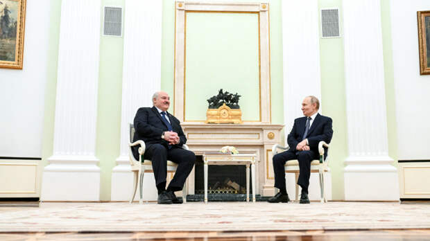 Авокадо, голубика и киноа: чем Путин накормил Лукашенко во время встречи